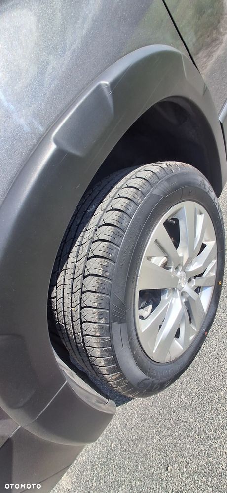 Peugeot Rifter 1.5 BlueHDI Allure S&S - 26