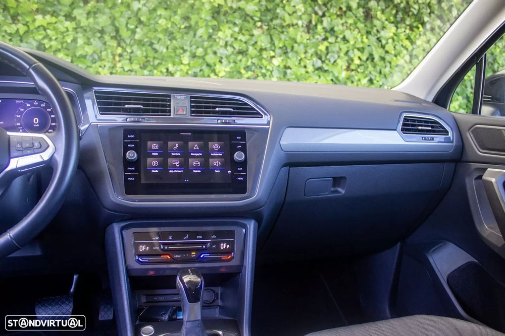 VW Tiguan Allspace 2.0 TDI Life DSG - 18