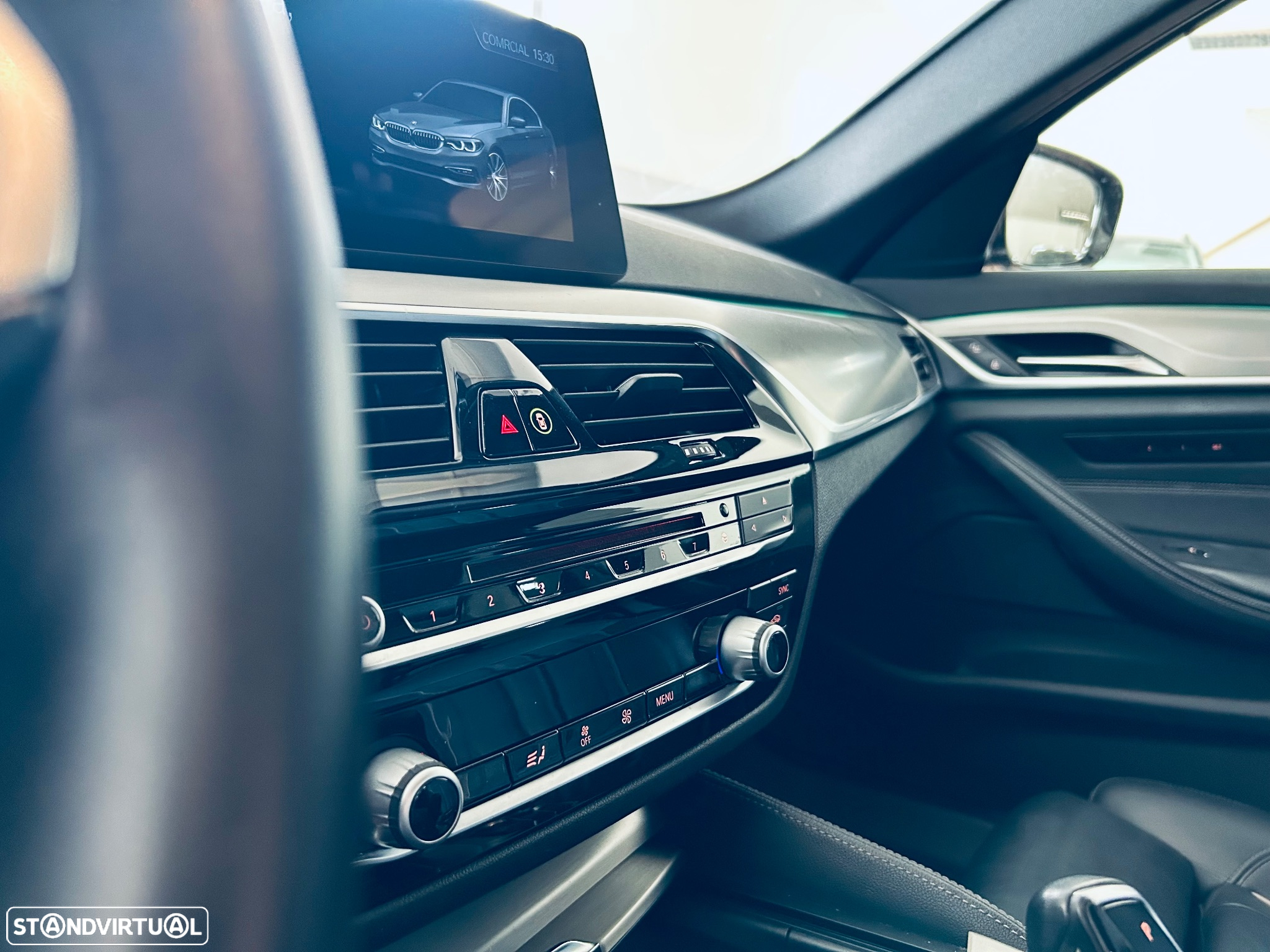 BMW 530 e iPerformance Pack M - 11