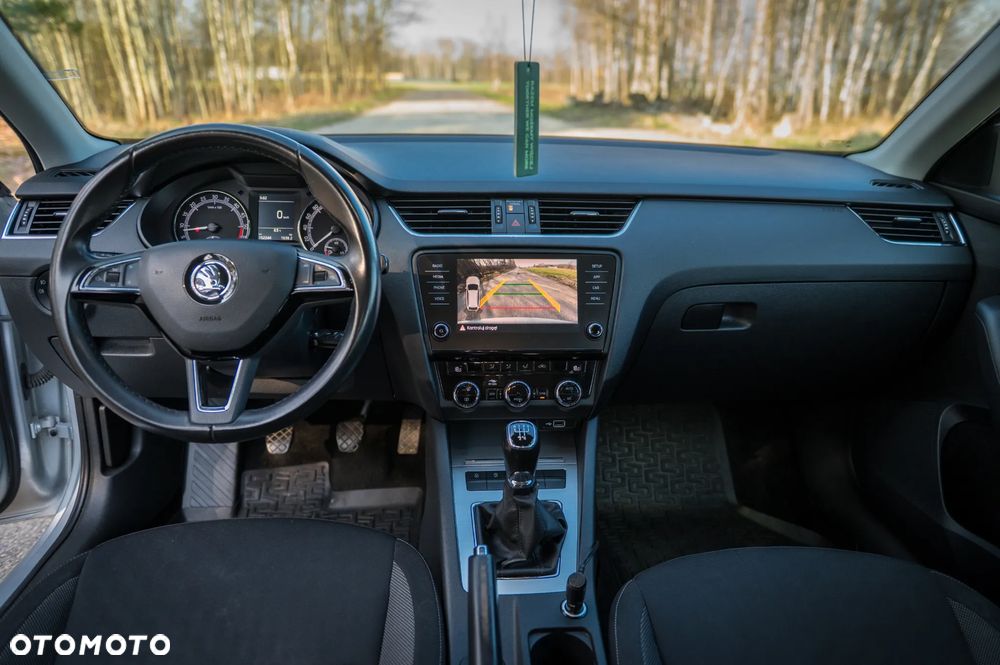 Skoda Octavia 1.6 TDI SCR Ambition - 10