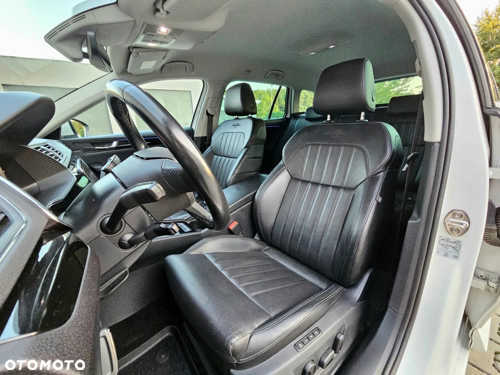 Skoda Superb 2.0 TDI 4x4 DSG L&K - 24
