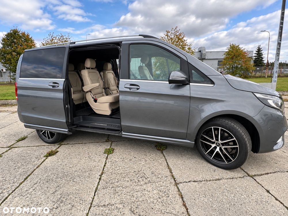 Mercedes-Benz Klasa V 300 d Avantgarde 9G-Tronic (długi) - 16