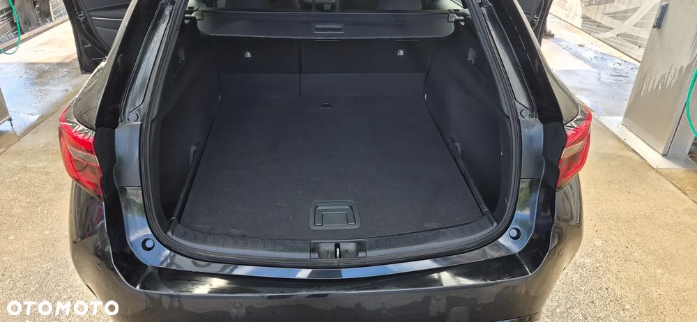 Toyota Corolla - 16