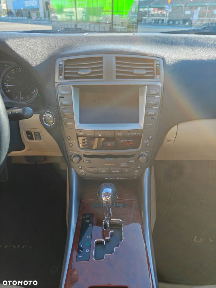 Lexus IS 250 Executive Line - 13