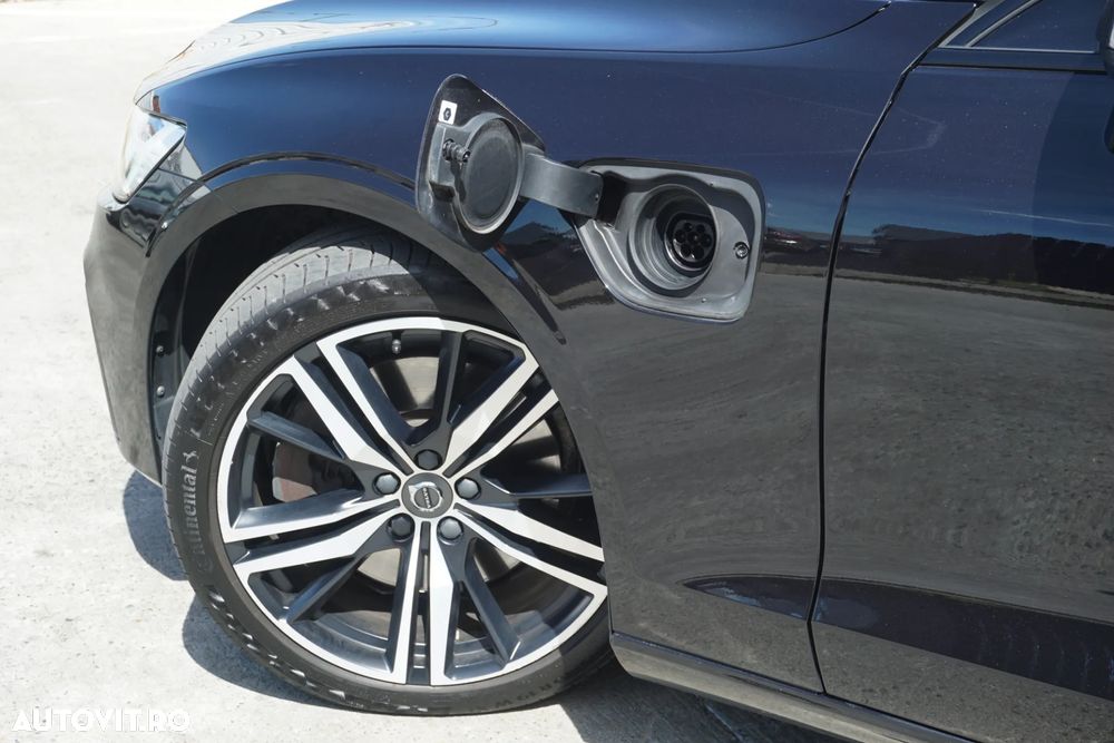 Volvo V60 T6 AWD Recharge Geartronic RDesign - 14