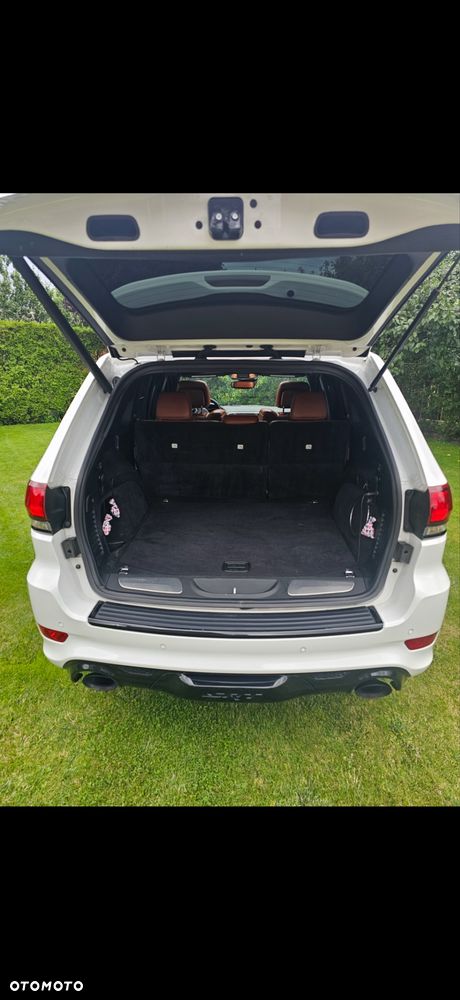 Jeep Grand Cherokee - 8