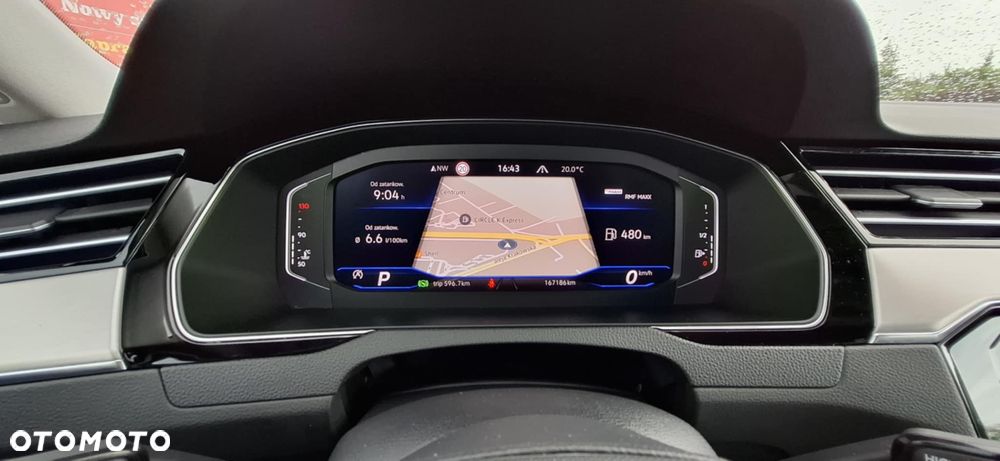 Volkswagen Passat - 11