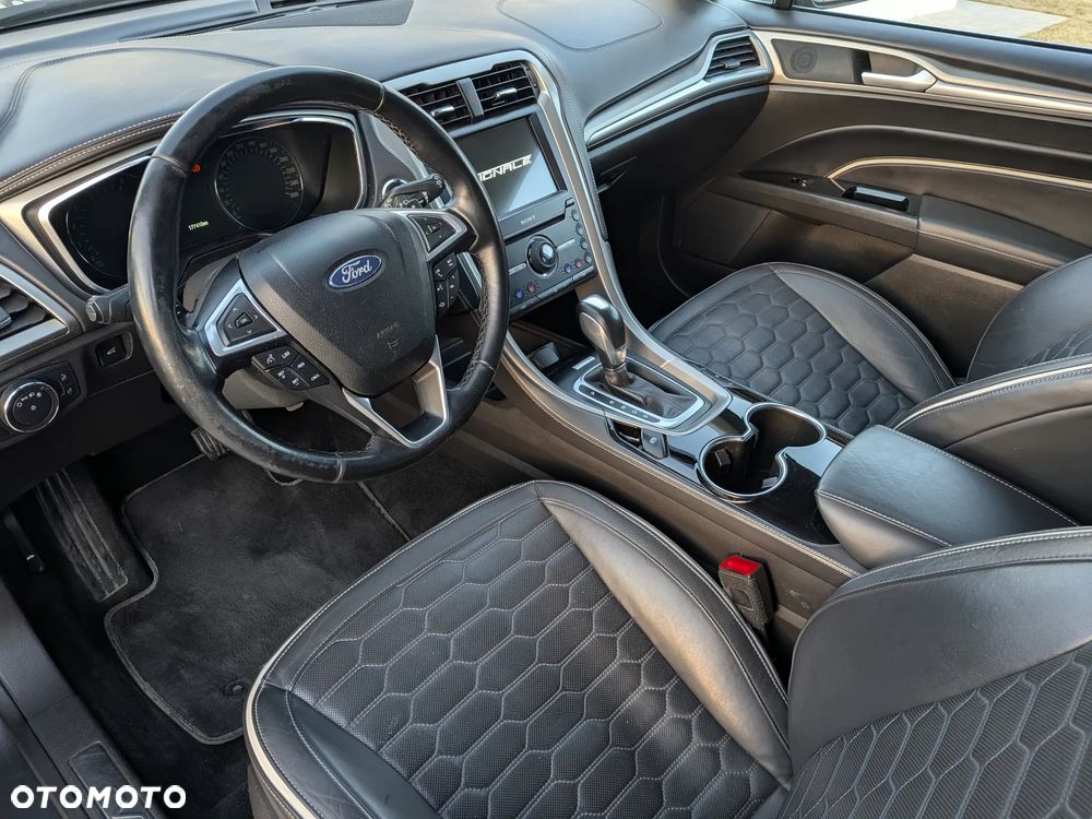 Ford Mondeo Vignale 2.0 TDCi PowerShift - 13