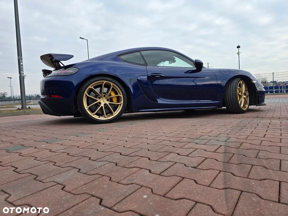 Porsche 718 Cayman - 5