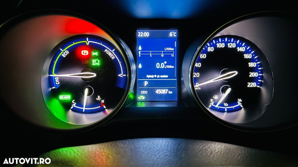 Toyota C-HR 1.8 HSD 122 CP 4x2 CVT C-ult Style - 9