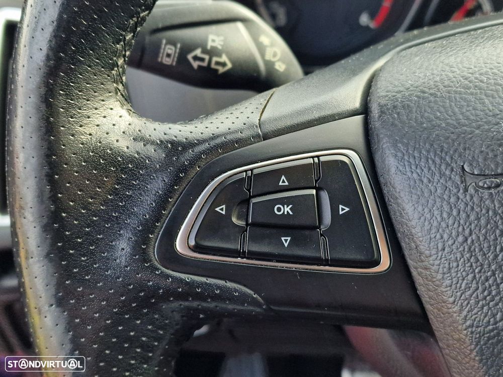 Ford Focus SW 2.0 TDCi ST-2 - 19