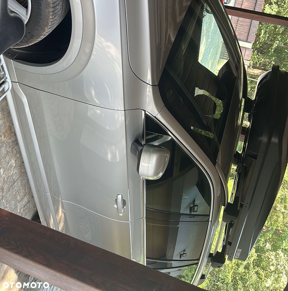 Volvo XC 90 D5 SCR AWD Momentum 7os - 27
