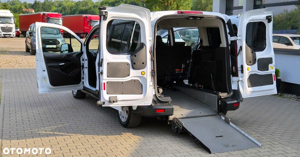 Ford Transit Connect - 9