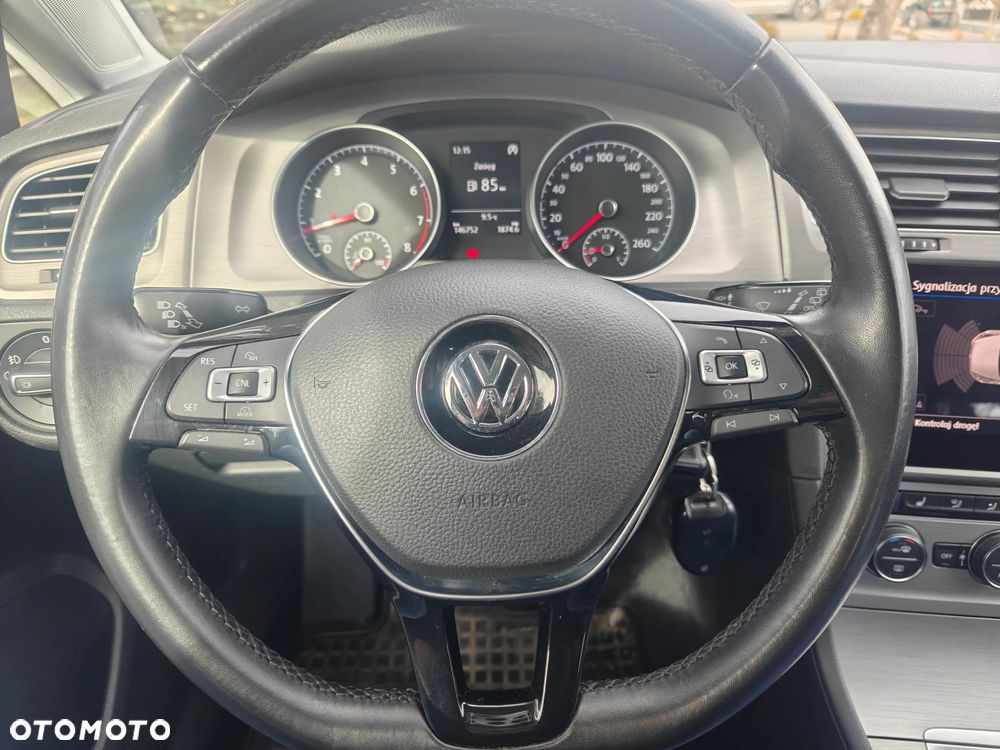 Volkswagen Golf 1.2 TSI BlueMotion Technology Comfortline - 17