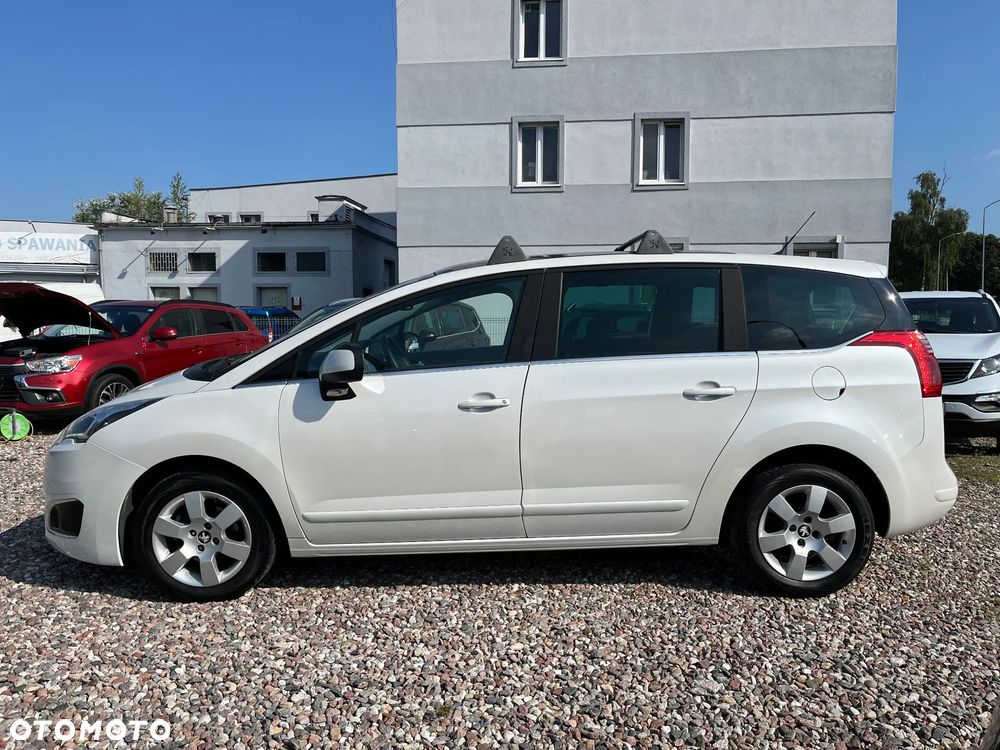 Peugeot 5008 - 10
