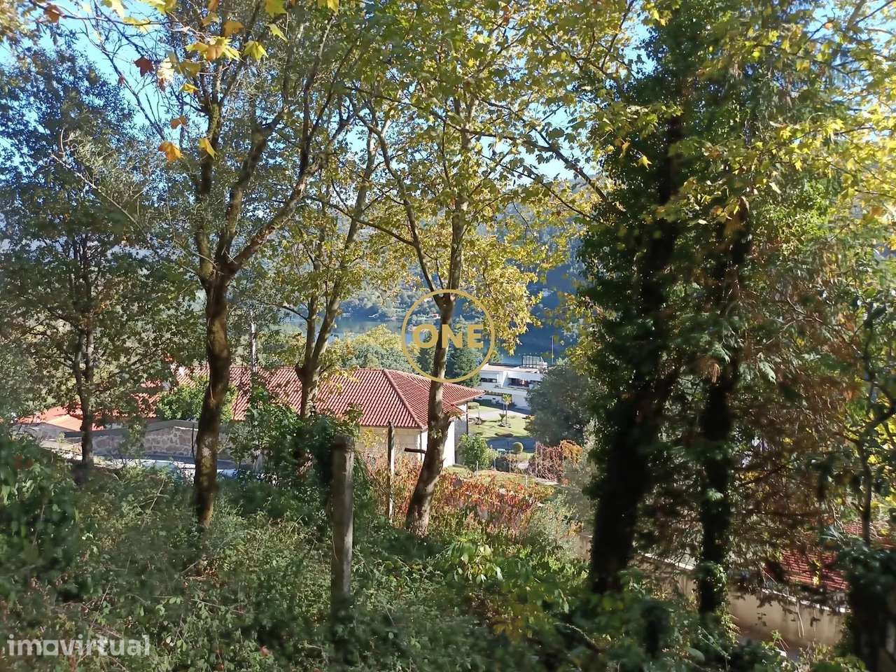 Terreno c/ projeto aprovado em Valdozende - Terras de Bouro - Grande imagem: 2/26