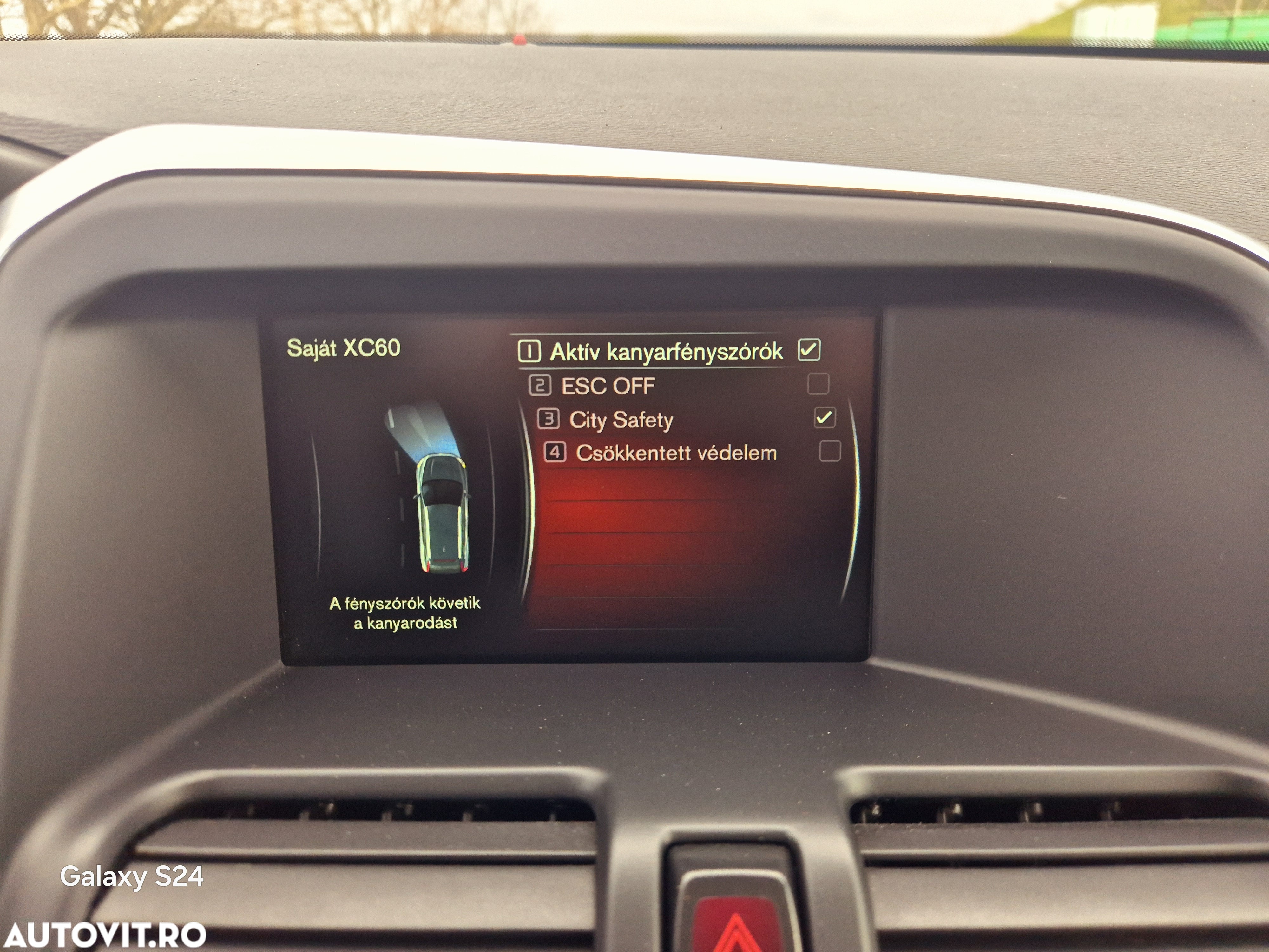 Volvo XC 60 D4 Geartronic Momentum - 22