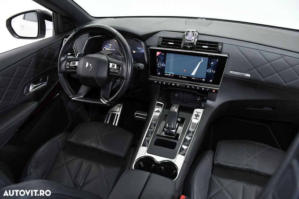 DS Automobiles DS 7 Crossback - 11