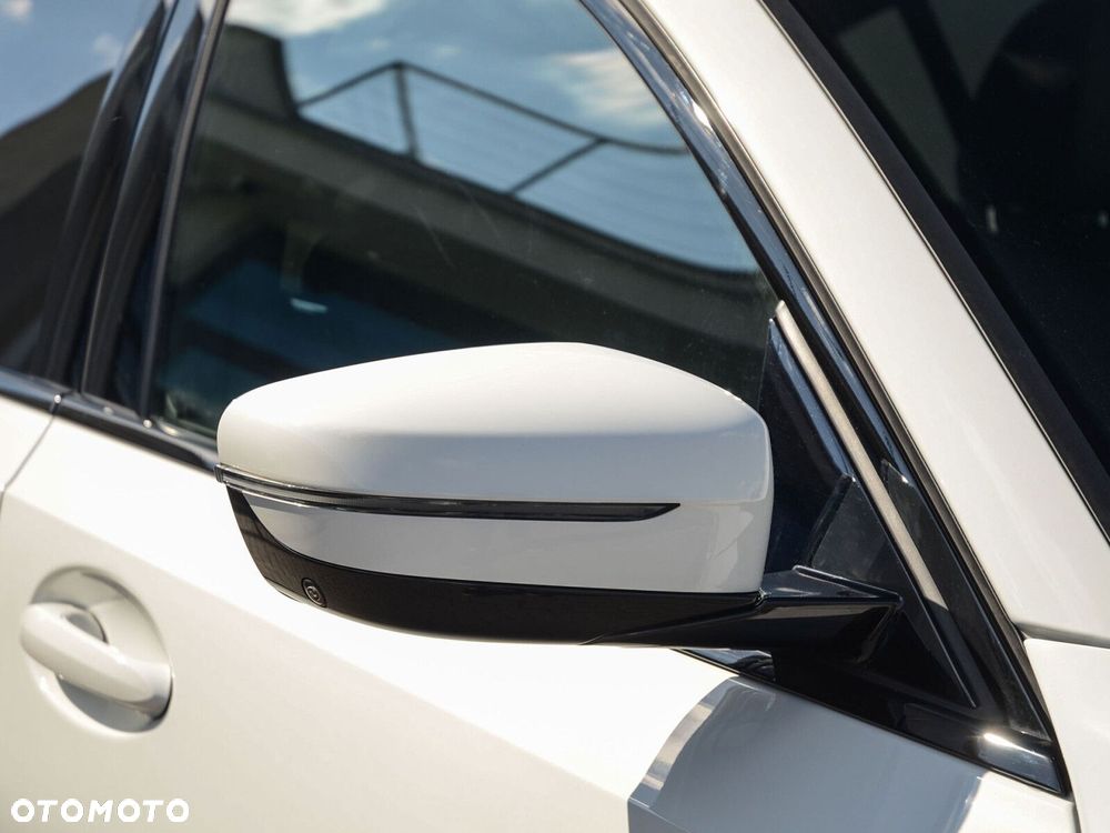 BMW Seria 3 - 16
