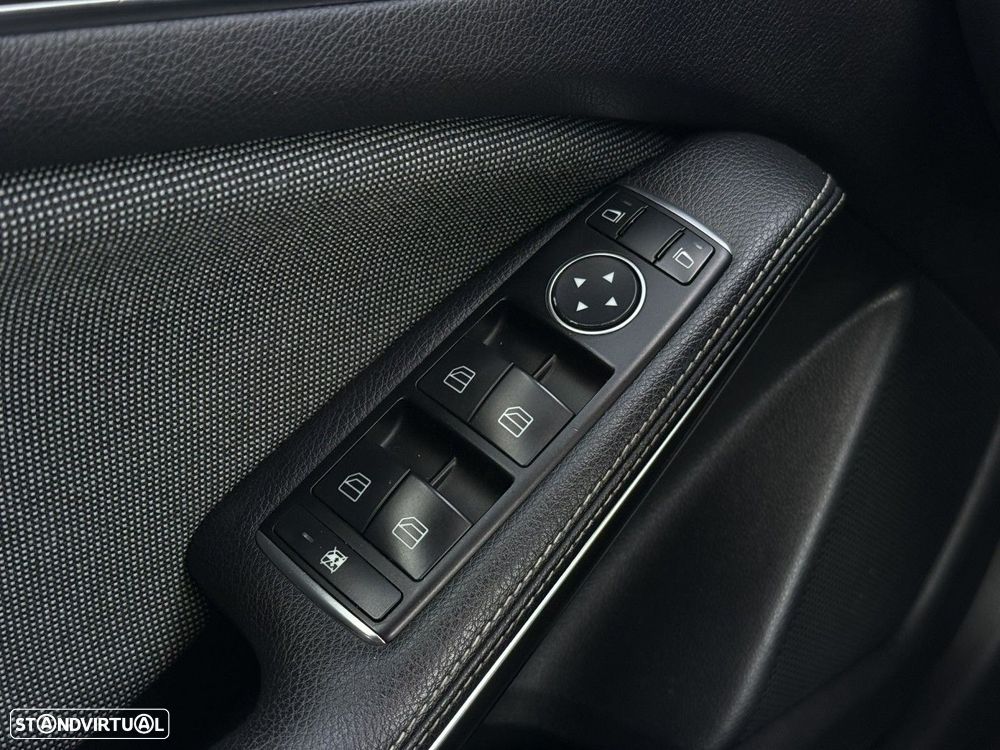 Mercedes-Benz A 180 CDI 7G-DCT AMG Line - 9