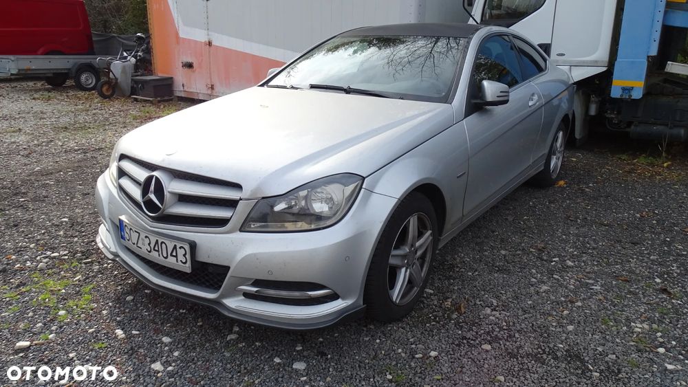 Mercedes-Benz Klasa C 180 CGI BlueEff - 4