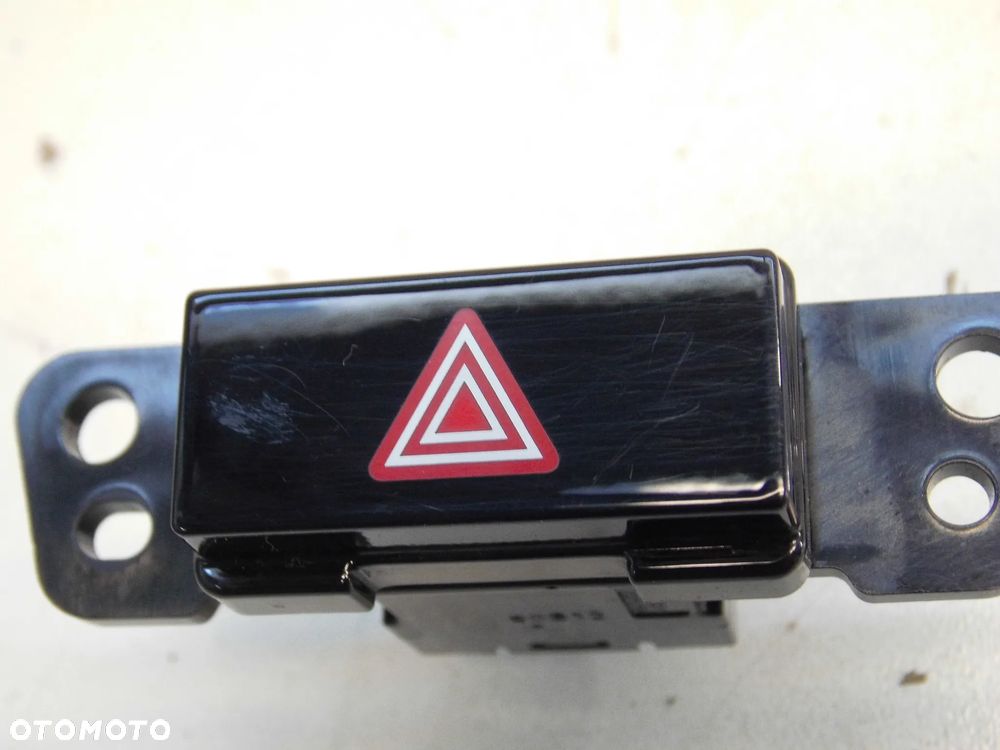WŁĄCZNIK PRZYCISK ŚWIATEŁ AWARYJNYCH MITSUBISHI OUTLANDER III LIFT 2020r. ORYGINAŁ - 4