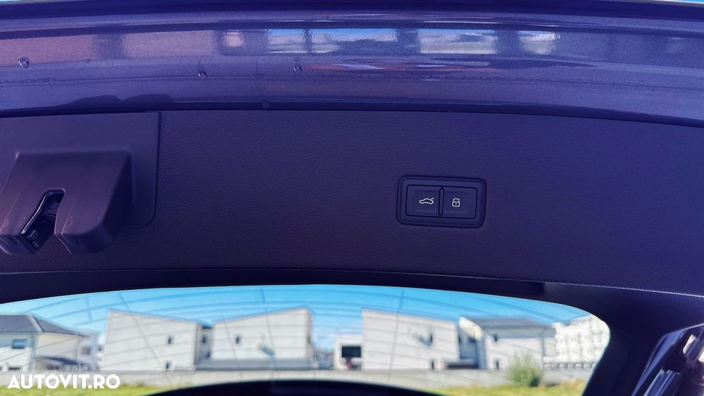 Audi Q8 55 TFSI quattro Tiptronic MHEV - 13