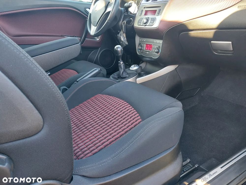 Alfa Romeo Mito TB 1.4 16V MultiAir SBK - 8