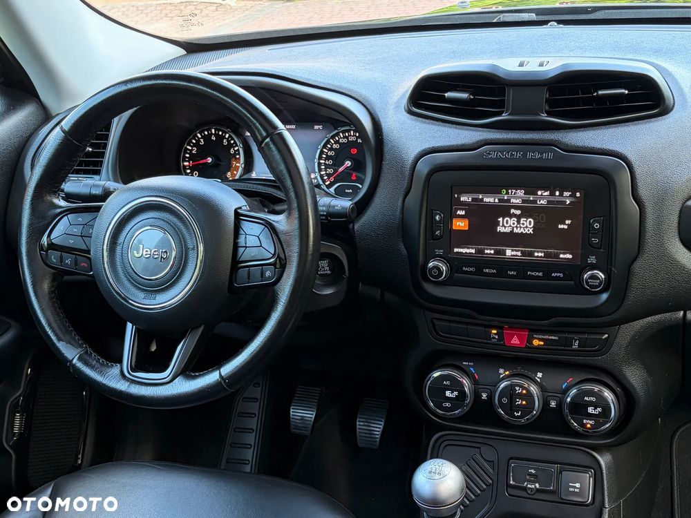 Jeep Renegade 1.4 MultiAir Night Eagle - 29