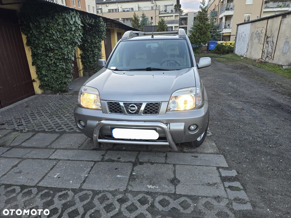 Nissan X-Trail - 4