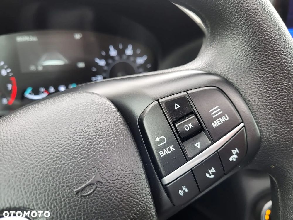 Ford Kuga - 27