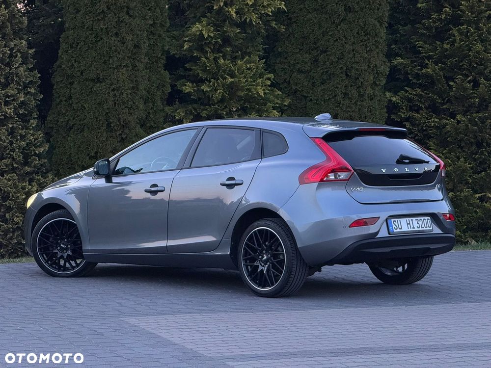 Volvo V40 D2 Drive-E Summum - 9