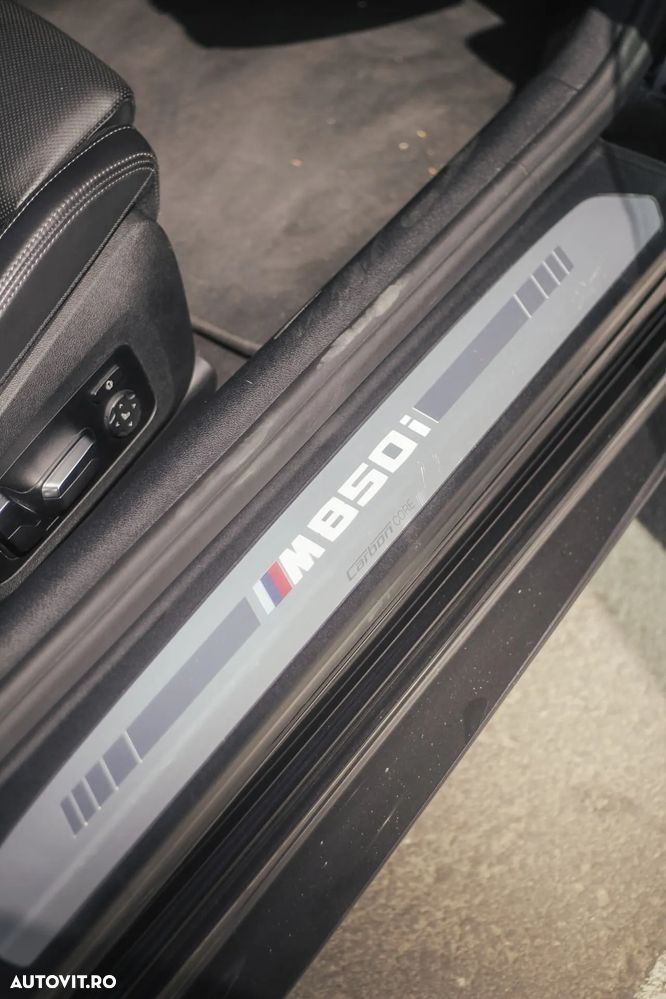 BMW M8 M850i xDrive AT - 23