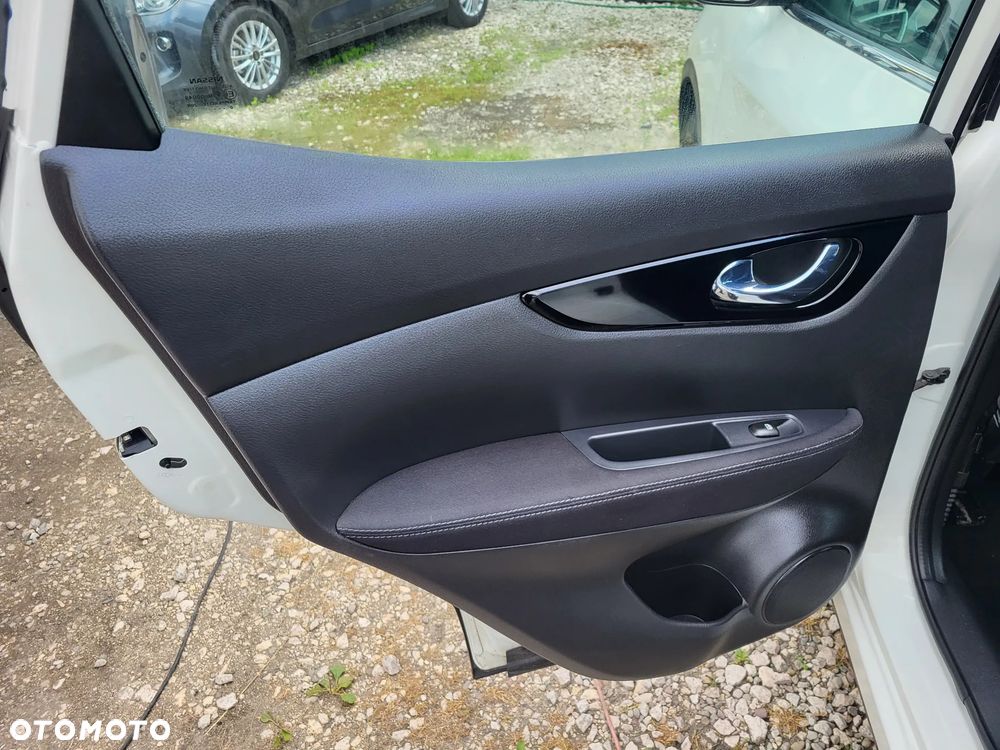 Nissan Qashqai 1.3 DIG-T Acenta - 25