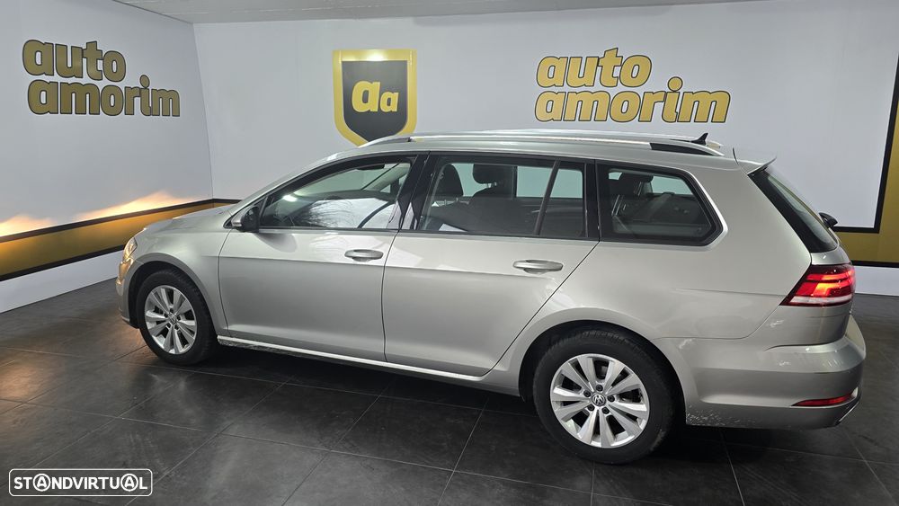 VW Golf Variant 1.6 TDi Confortline - 13
