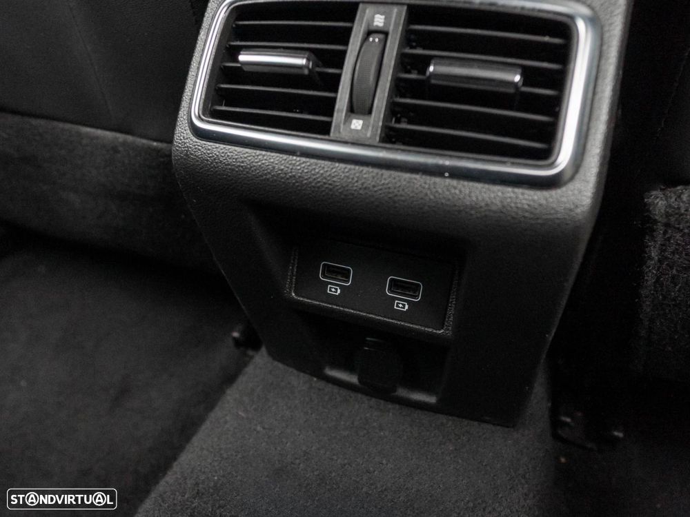 Renault Mégane Sport Tourer 1.6 E-Tech Plug-In Zen - 38