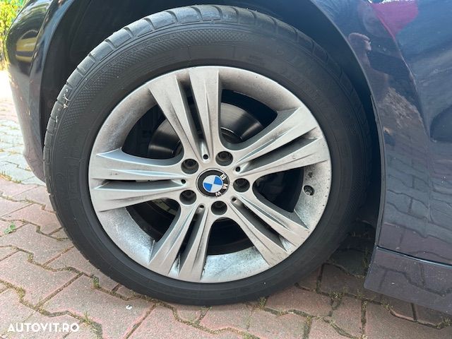 BMW Seria 3 318d Sport Line - 11