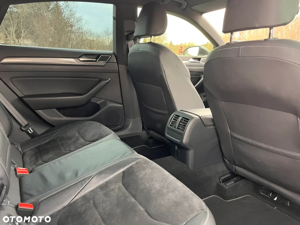 Volkswagen Arteon 2.0 TDI 4Motion SCR R-Line DSG - 25