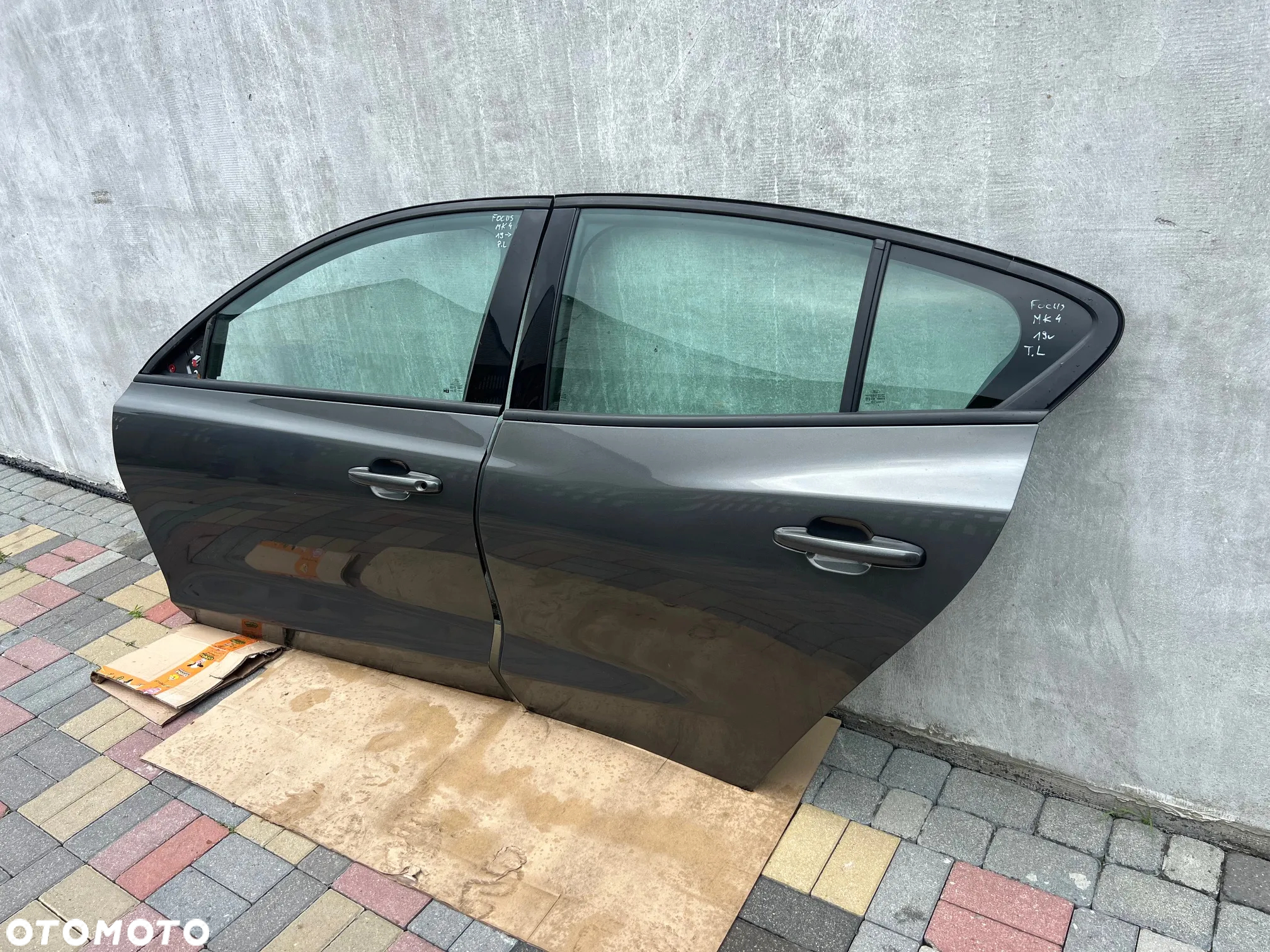DRZWI PRZÓD PRZEDNIE LEWE TYŁ TYLNE LEWE FORD FOCUS MK4 2019 ROK HTB HATCHBACK ORYGINAŁ SUPER STAN LAKIER BJ MOZNA ZAŁOŻYĆ BEZ MALOWANIA - 2