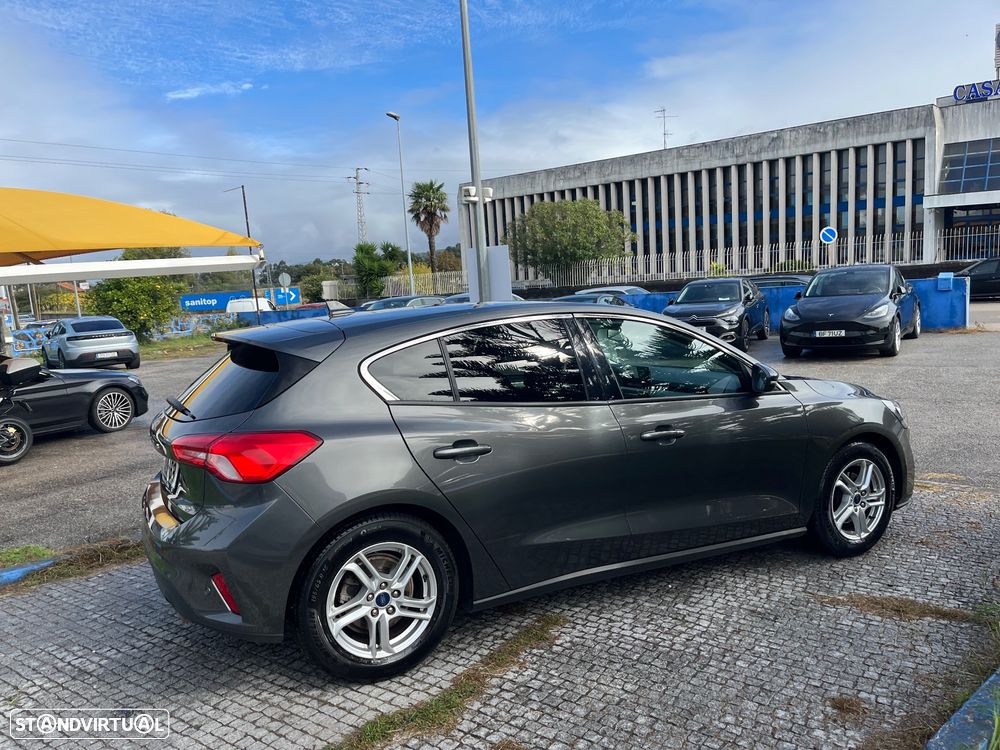 Ford Focus 1.0 EcoBoost Business - 8