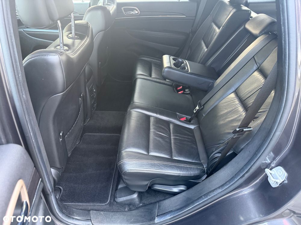 Jeep Grand Cherokee - 29