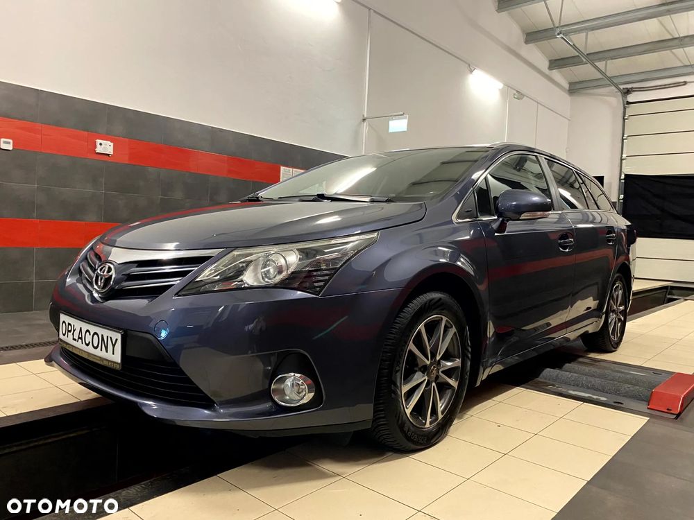 Toyota Avensis Touring Sports 1.8 Executive - 3