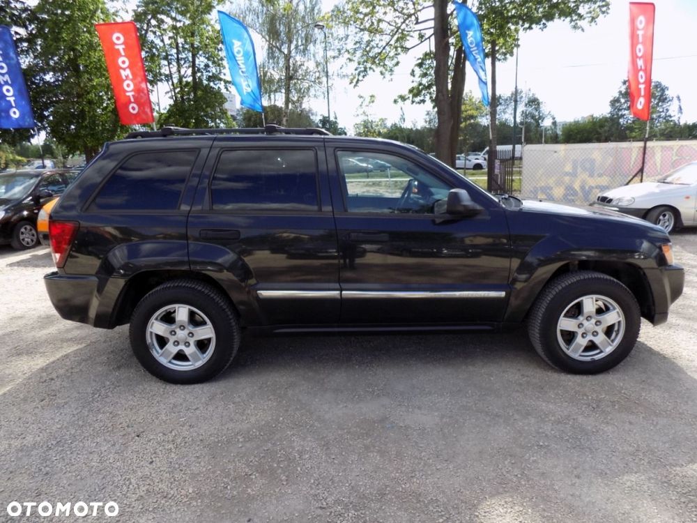 Jeep Grand Cherokee - 17