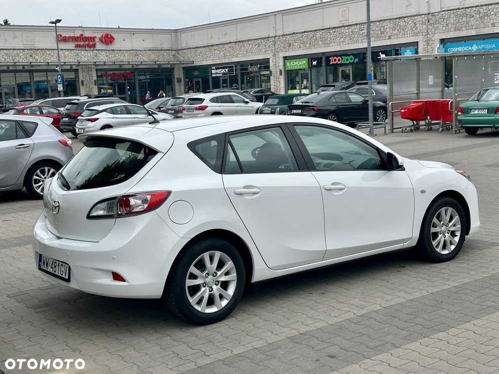 Mazda 3 2.0 Exclusive + - 5
