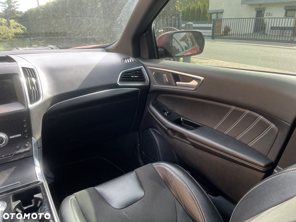 Ford Edge - 8