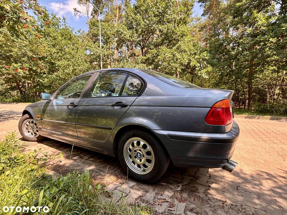 BMW Seria 3 - 11