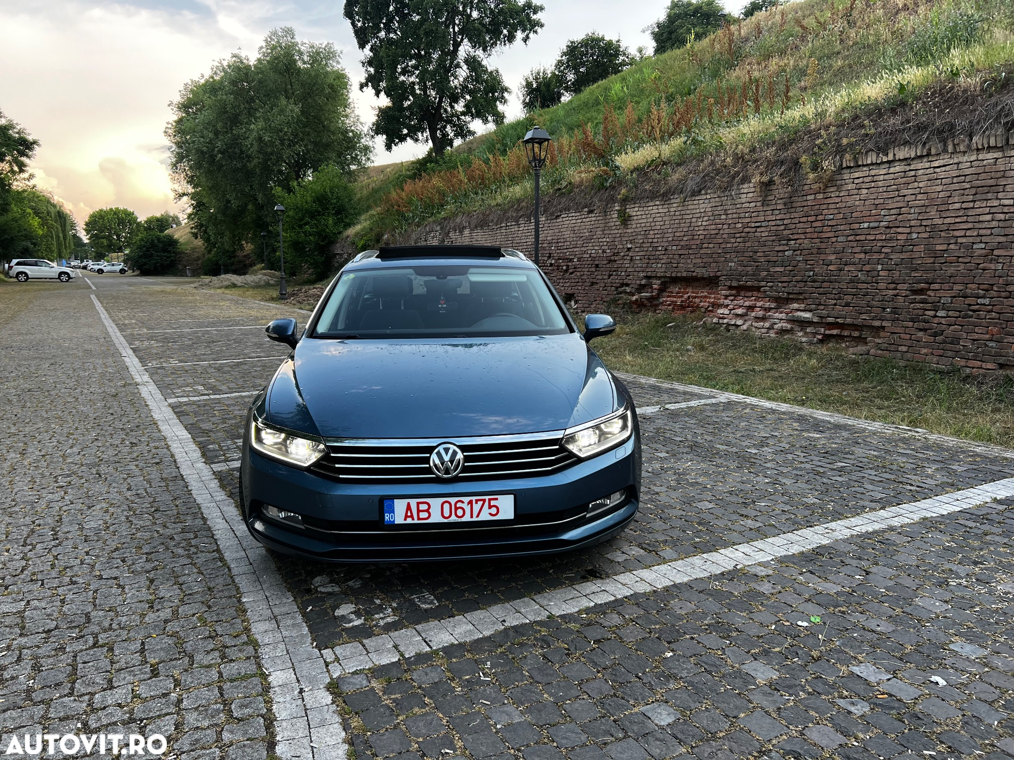 Volkswagen Passat Variant 2.0 TDI DSG Comfortline - 27