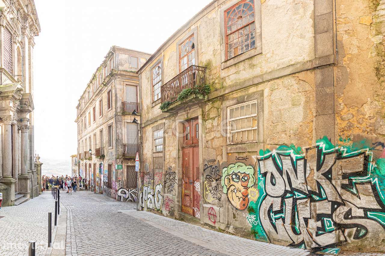Edifício Patrimonial único, Vitória, Centro Histórico Porto, Portug... - Grande imagem: 2/29