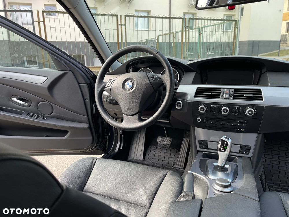 BMW Seria 5 530d - 16