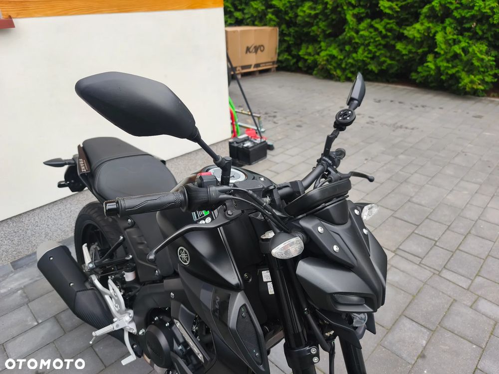 Yamaha MT - 9